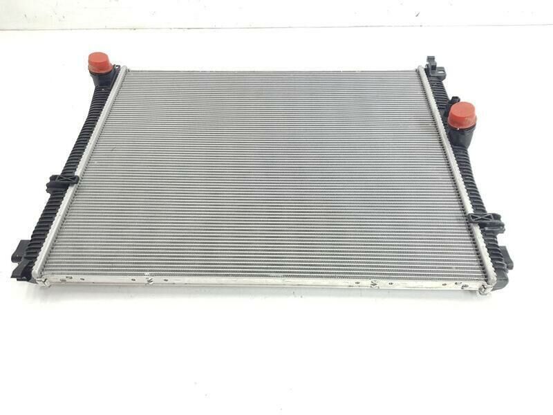 Bmw Su Radyatörü B48 G20-G22 17118666748