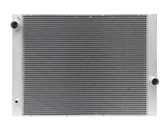 Bmw Su Radyatörü (Otomatik Şanzıman) 530i E60 17117519209