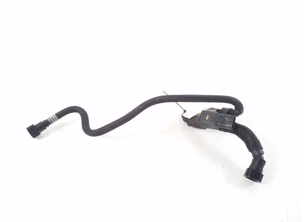 Bmw Yakıt Besleme Hortumu F10-11 13538575467