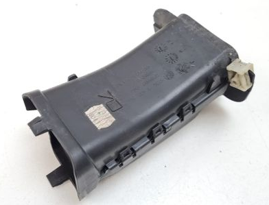 Bmw Ön Havalandımra Borusu (7) Numara Arkası G20 Sağ 57747422280