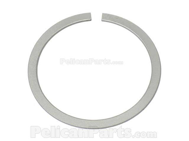 Bmw Oynar Burç Emniyet Segmanı Arka E39-E60-E60Lci-E61-E61Lci-F07-F07Lci-F10-F10Lci-F11-F11Lci-E63 33321091687